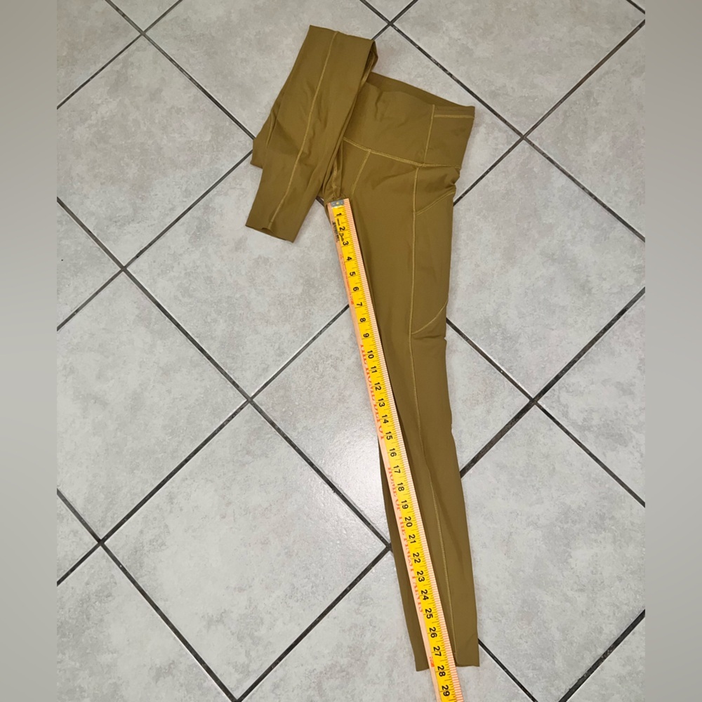 LULULEMON F&F HIGH RISE 28” LEGGING NULUX IN GREEN COLOR SIZE 2 WAIST 11.5”EUC - Picture 4 of 6